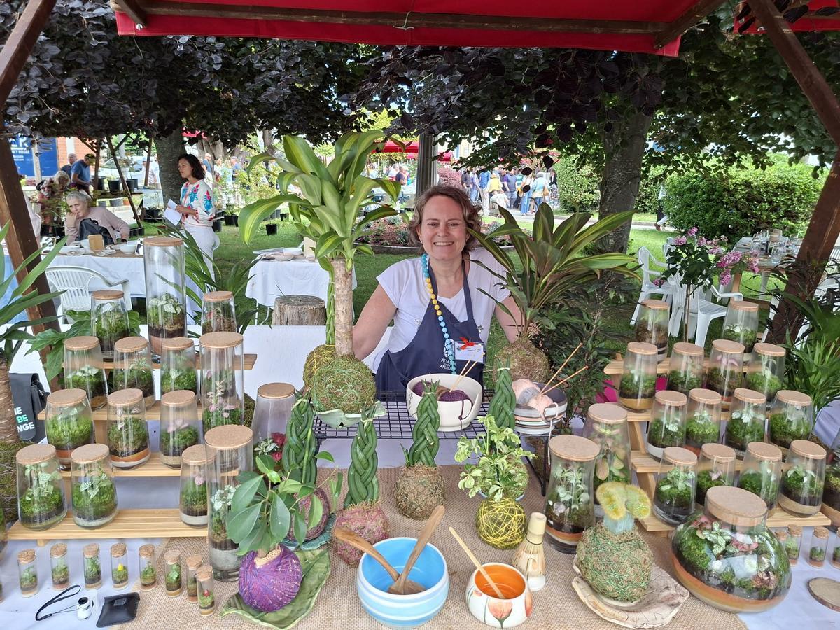 En imágenes: La primera feria de jardinería del Occidente llena La Caridad de color y buen ambiente