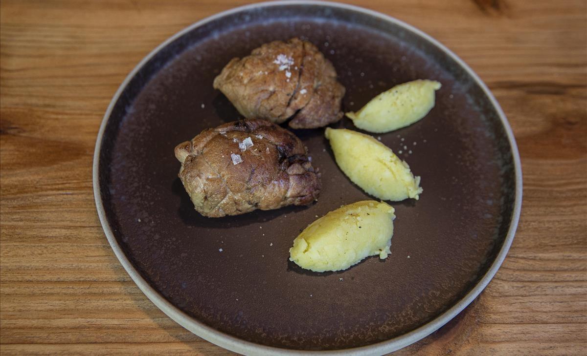 Las mollejas a la brasa del Hostal de Ca L'Enric.