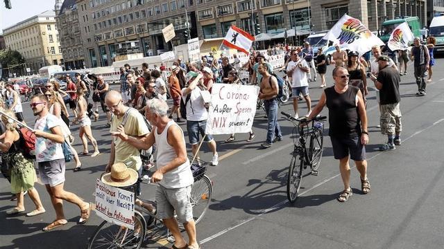 Manifestación en Berlín contra las restricciones impuestas por el Gobierno contra el covid-19.