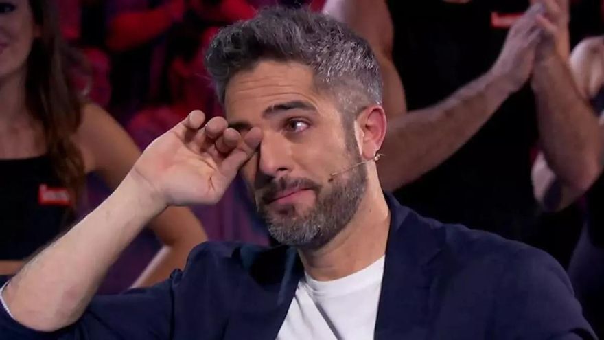 Roberto Leal revela su faceta más personal en Pasapalabra y se confiesa sobre su paternidad: &quot;Nos acaba de presentar oficialmente&quot;