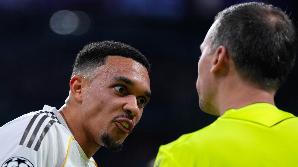 Alexander-Arnold, durante el partido de vuelta entre Real Madrid y Benfica