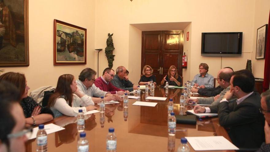 Imagen de la reunión en el ayuntamiento