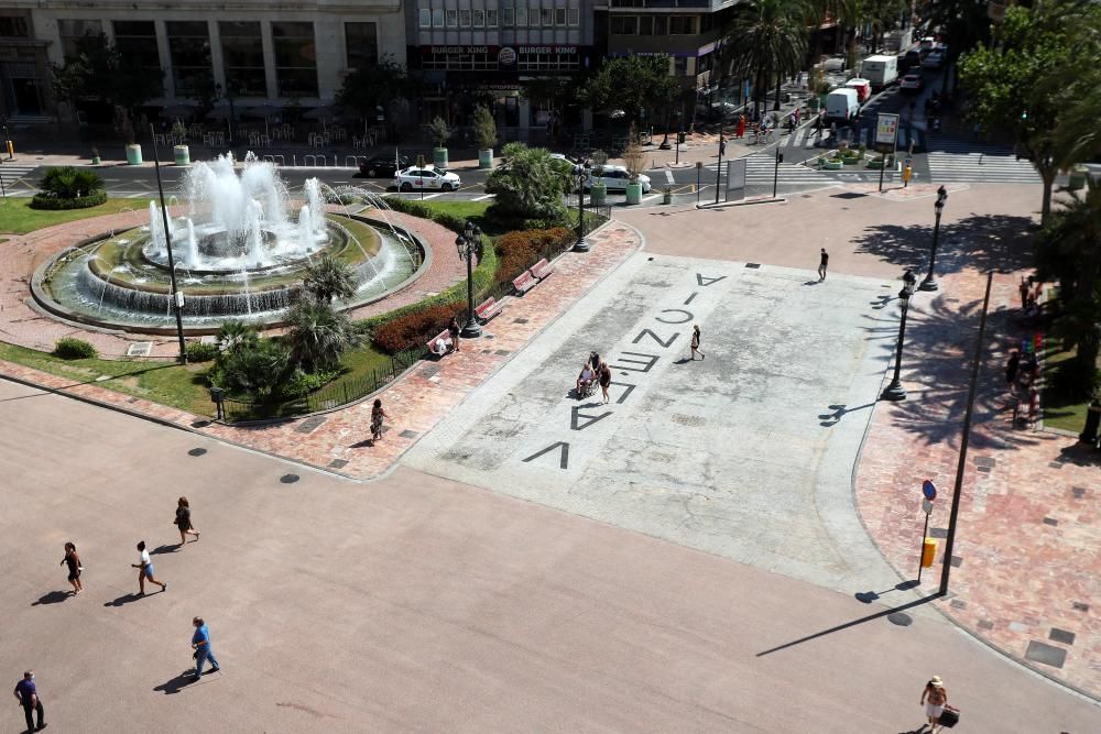 Así luce ya la plaza del Ayuntamiento tras la peatonalizacion