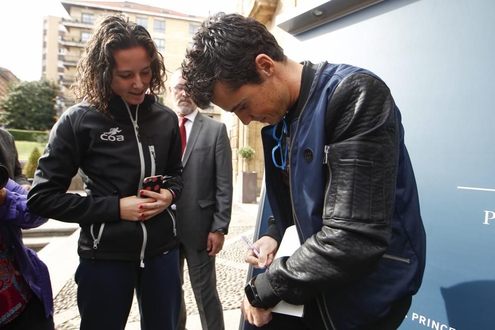 Gómez Noya a su llegada a Oviedo