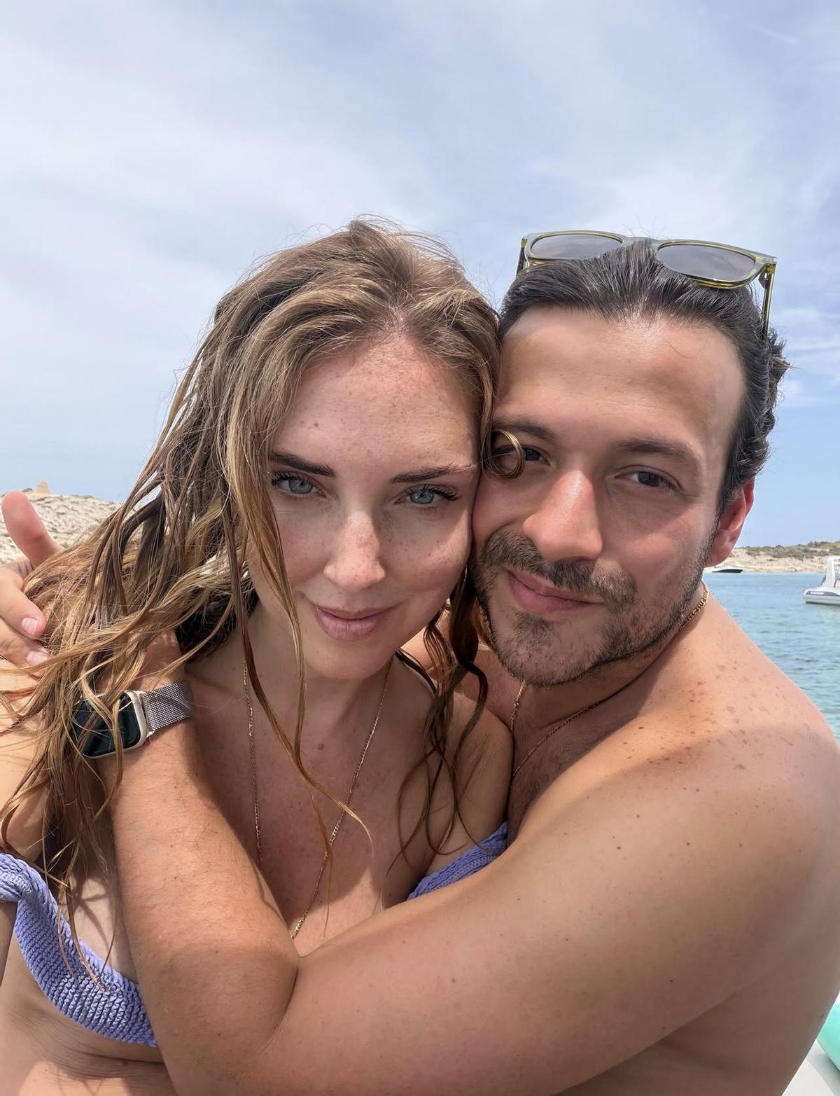 Chiara Ferragni posa con su nueva pareja, José Hernández