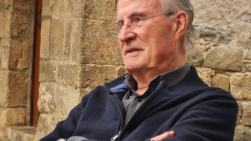 Josep Cassú publica un disc amb sardanes dedicades als amics