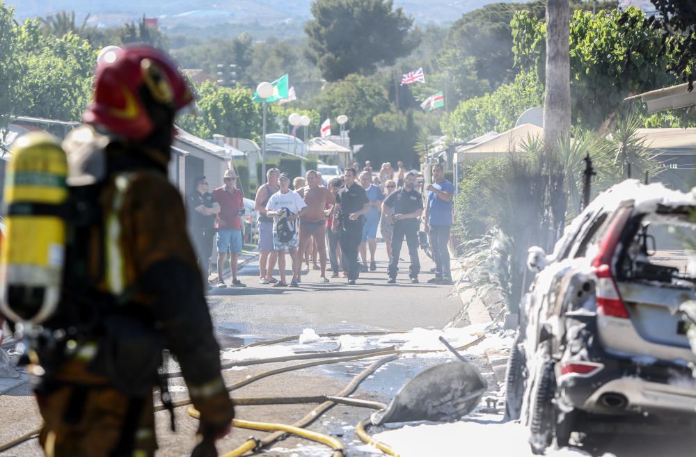 Desalojado un camping de Benidorm por un incendio