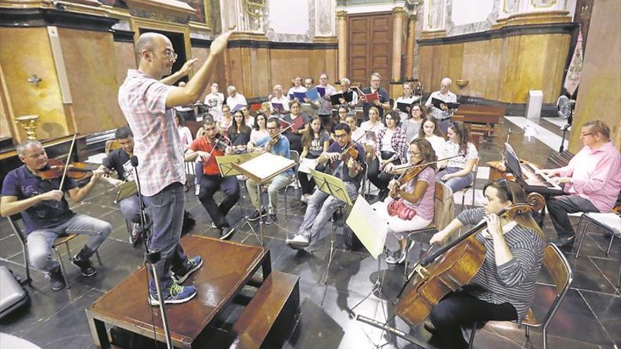 Las rosarieras prologan su fiesta grande con un participativo pregón