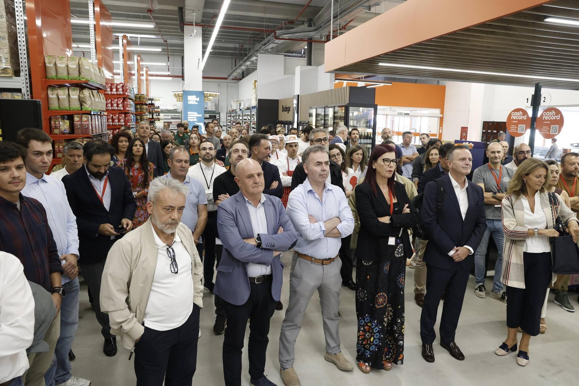 Inauguración en Santiago del mayor Cash Record de Eroski