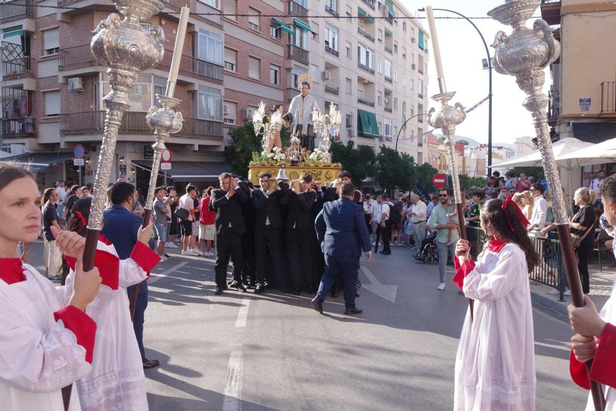 La procesión de María Auxiliadora Coronada, en imágenes