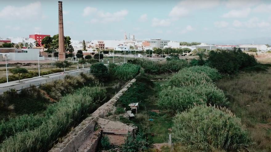 Alfara adquiere dos terrenos para construir un paseo verde junto al barranco del Carraixet