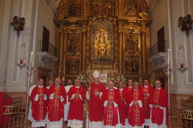 Visita de José Antonio Satué a la Basílica de la Victoria