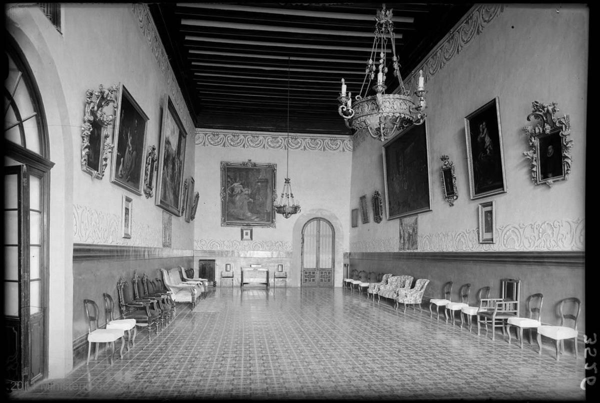 Interior del refectorio del convento de Santo Domingo en los años 20 del siglo XX