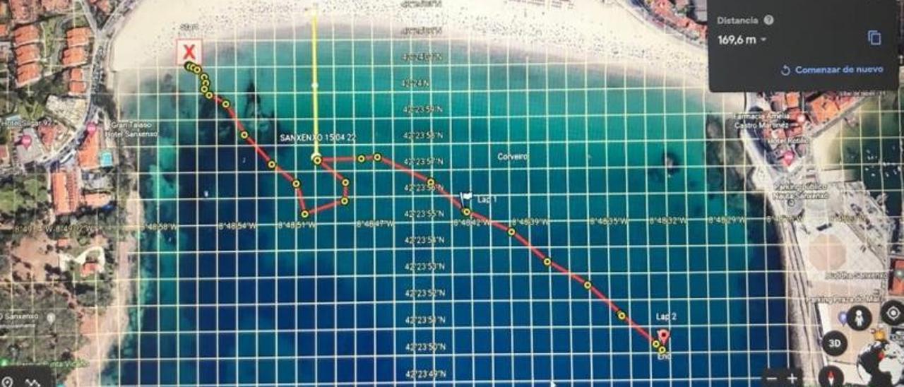 Recorrido de Quique Vila en Silgar, según su GPS. La línea amarilla que sale de la playa indica el punto donde recogió a Juan Tábara tras ser golpeado por la lancha.