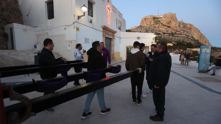 Procesiones del Miércoles Santo: dónde ver los pasos de Santa Cruz y La Marinera