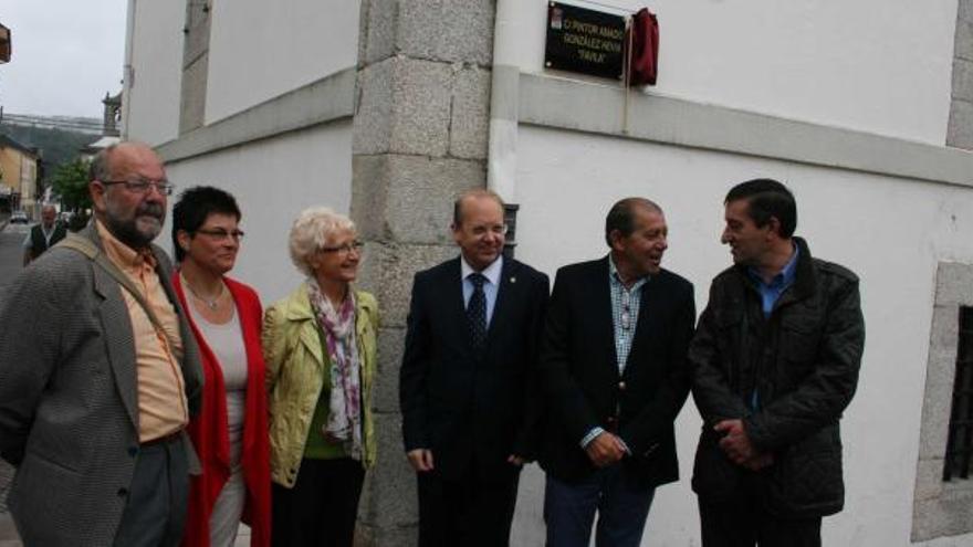 Fernando Fernández, la presidenta de Fórum Boal 3000, Amparo Díaz; Gloria López, Favila y los alcaldes de Grado, Antonio Rey, y Boal, José Antonio Barrientos.