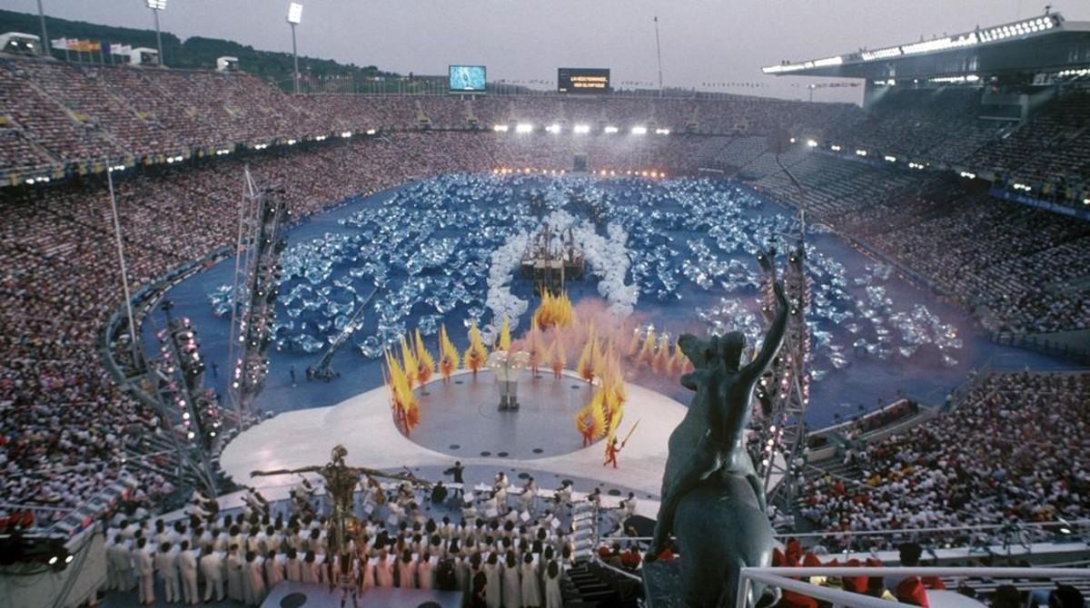Ceremonia inaugural de los Juegos Olímpicos 1992 en el Estadi Lluis Companys.