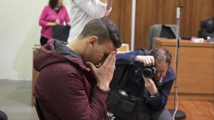 Zakaria Hamidi, en el banquillo de los acusados de la Audiencia de Zaragoza.