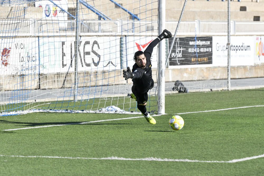 Imatges del U.E. Figueres - C.F. Peralada