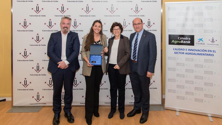 Una estudiante de la Universidad de Zaragoza gana el premio de la Cátedra Agrobank con su trabajo fin de máster