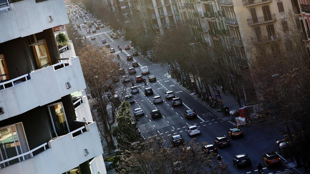Vistas aéreas de la calle Aragó.