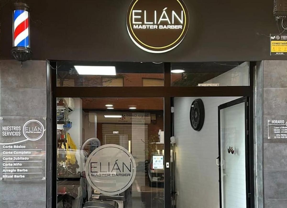 La fachada de la peluquería Elián Master Barber.