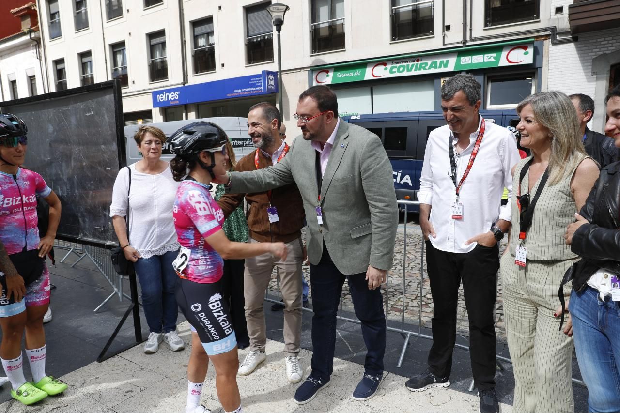 Gran fiesta del deporte en Pola de Siero con la salida de la 7ª etapa de la Vuelta a España Gran fiesta del deporte en Pola de Siero con la salida de la 7ª etapa de la Vuelta a España