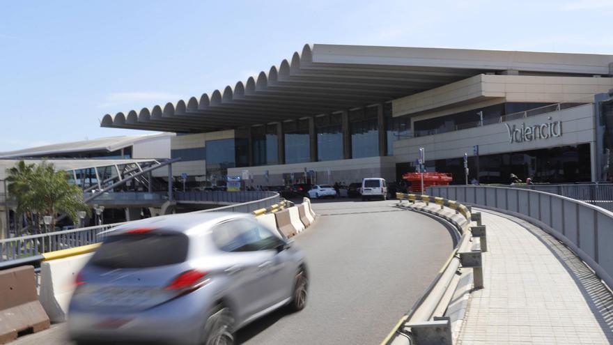 Manises, Quart y Xirivella rechazan la ampliación del aeropuerto de Valencia