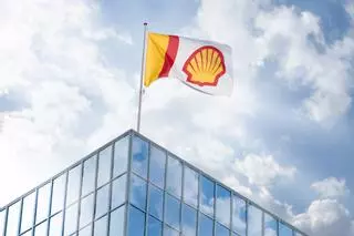 Shell logra en 2022 el mejor resultado de su historia al ganar casi 40.000 millones de euros