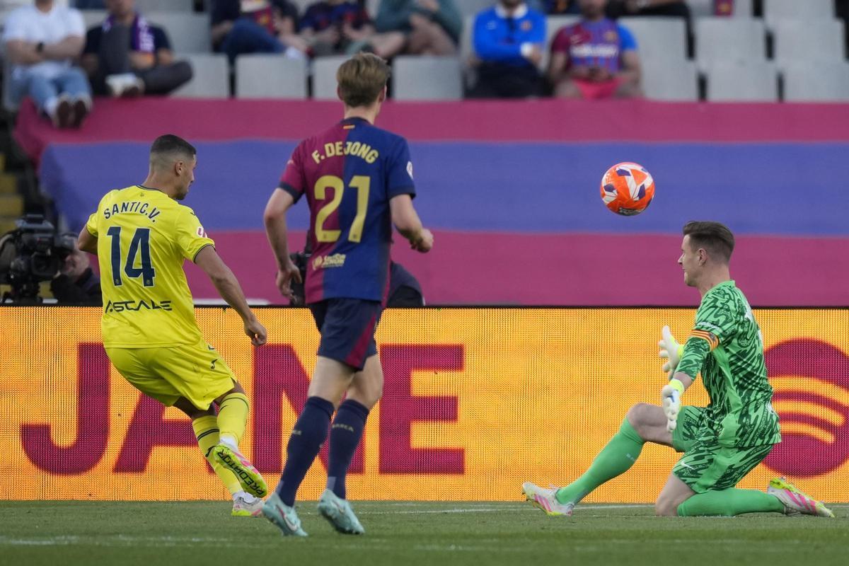 Comesaña, autor del 2-2.