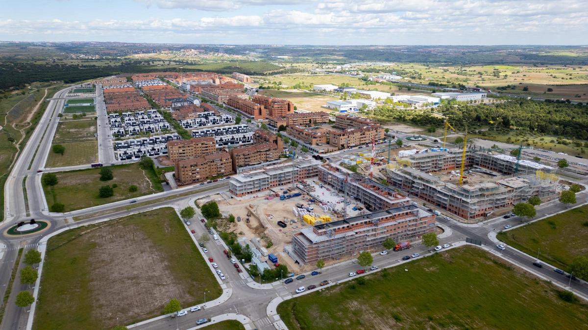 Imagen aérea del barrio de San Isidro, en Navalcarnero, lugar donde Sepes venderá dos parcelas