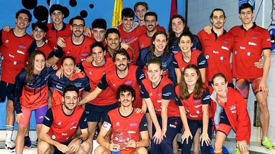 Equipo del Club Natación Galaico. // FdV