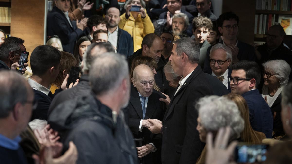 Jordi Pujol en la presentación de una reedición de &quot;Dels turons a l'altra banda del riu&quot;