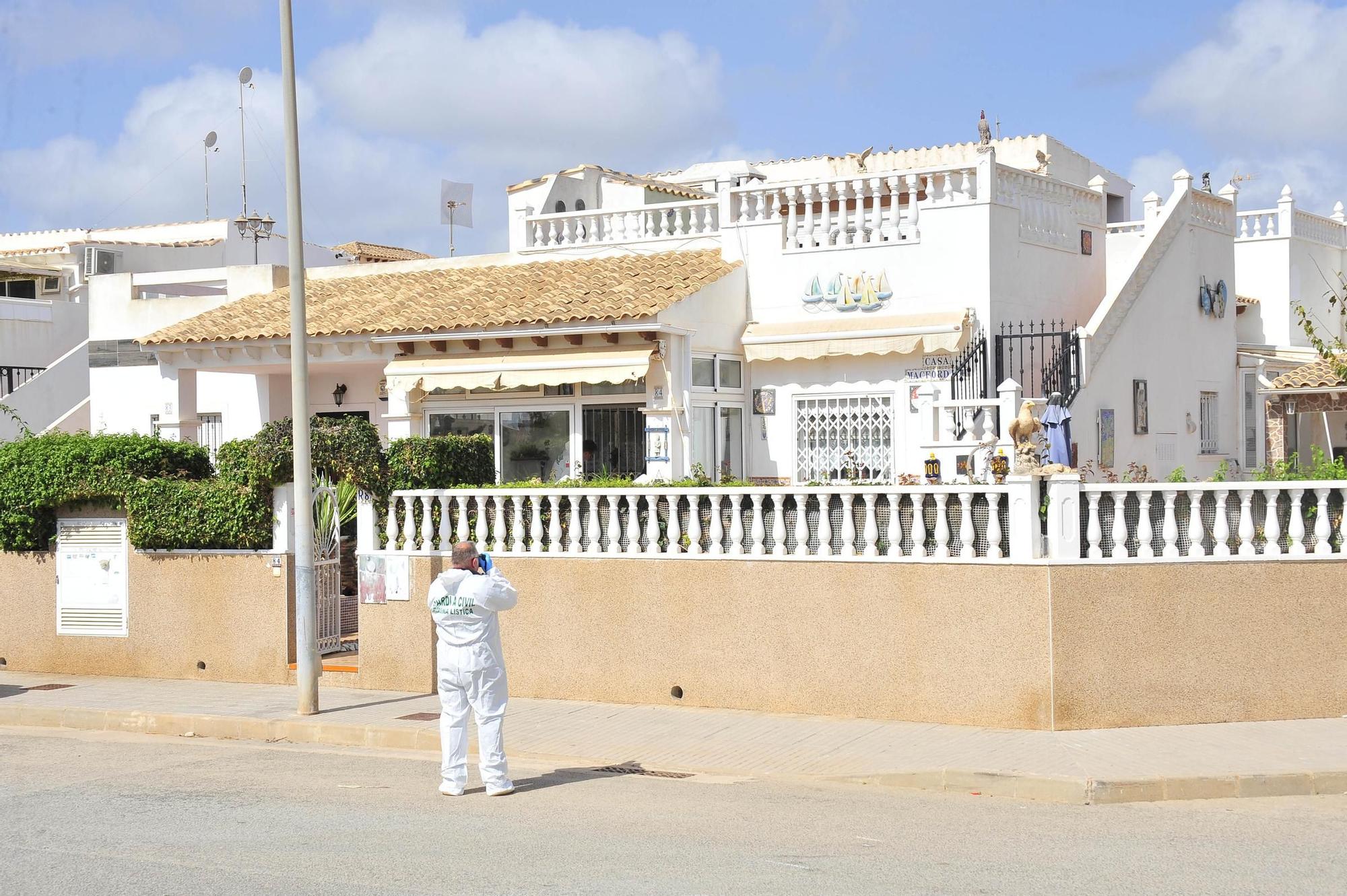 Un hombre de 82 años mata presuntamente a su pareja en un domicilio de Orihuela Costa