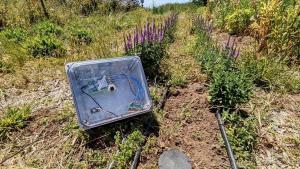 Celda de combustible microbiana del suelo lista para su despliegue.