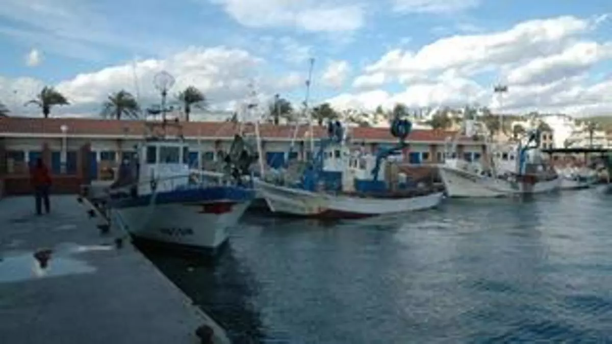 La Junta inicia la remodelación integral del Puerto de Caleta de Vélez