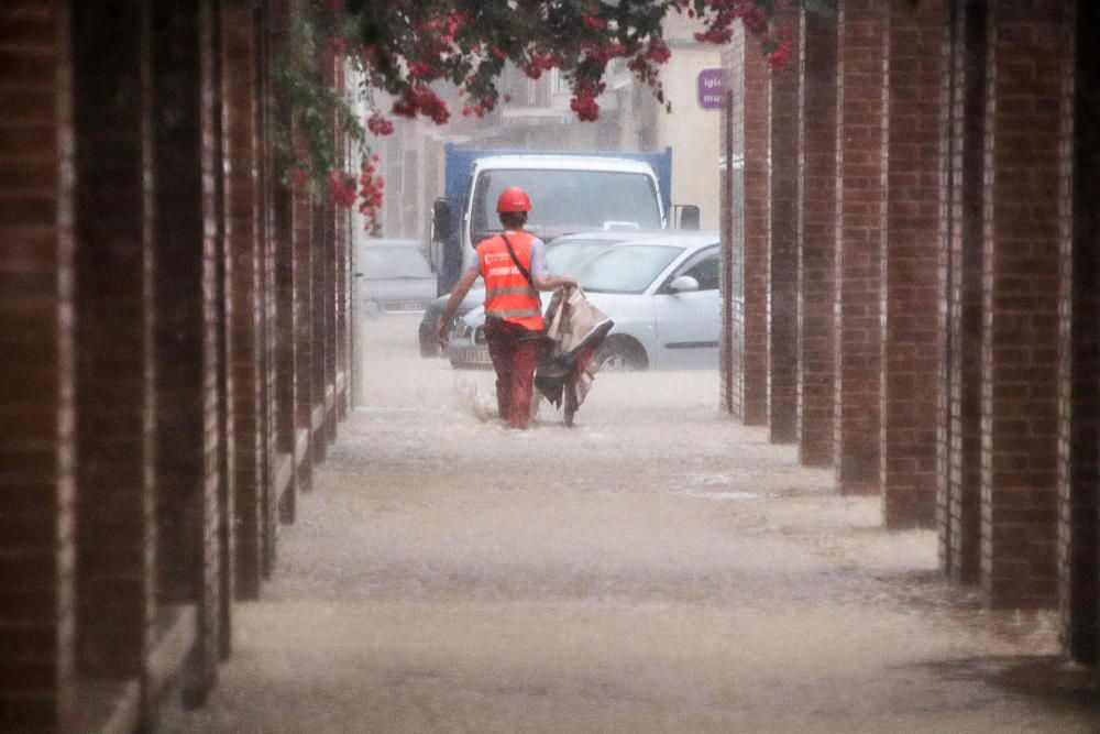 La gota fría deja Orihuela inundada y aislada