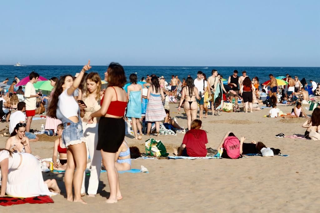 Todas las fotos de la Noche de San Juan en València