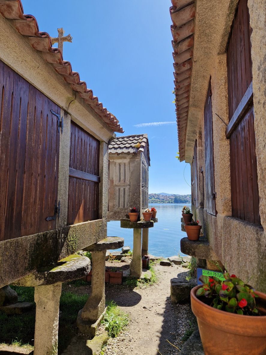 Hórreo en Combarro, Pontevedra.