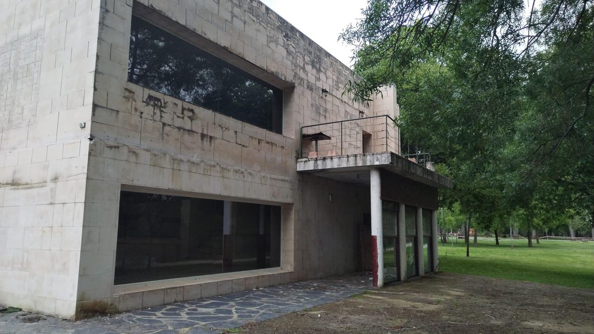 El restaurante de La Isla en Plasencia pasará por obras antes de su apertura.