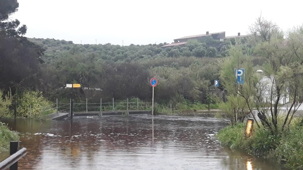 Aspecte matinal de Cadaqués després de les últimes pluges