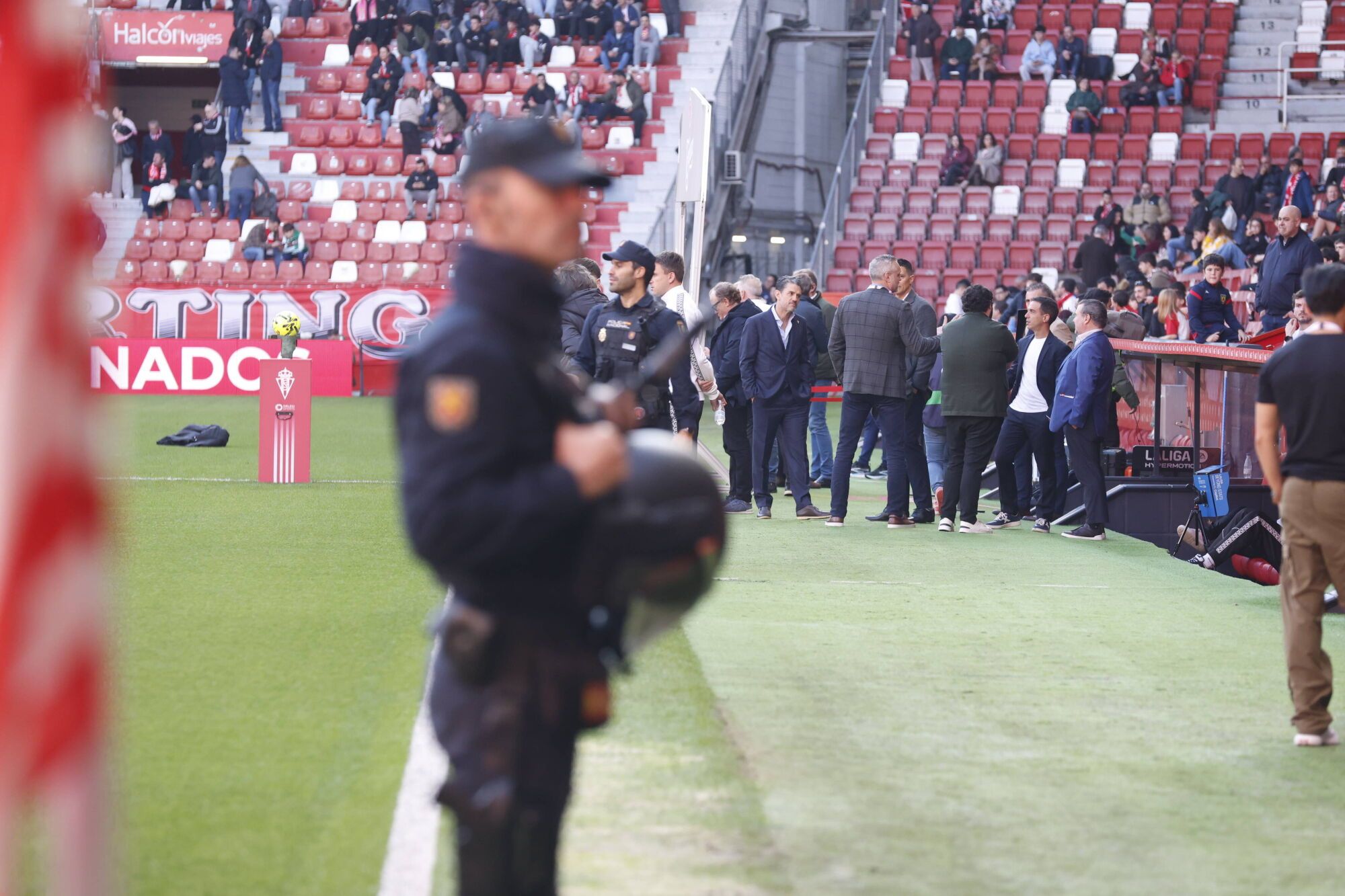 EN IMÁGENES: Gran victoria del Sporting contra el Granada en El Molinón