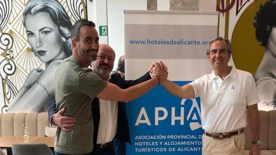 Los apartamentos turísticos se integran en la Asociación de Hoteles de Alicante