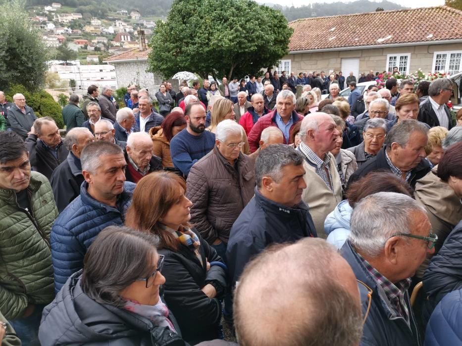 Multitudinaria despedida al isleño Manuel Otero Blanco "O Jarulo"