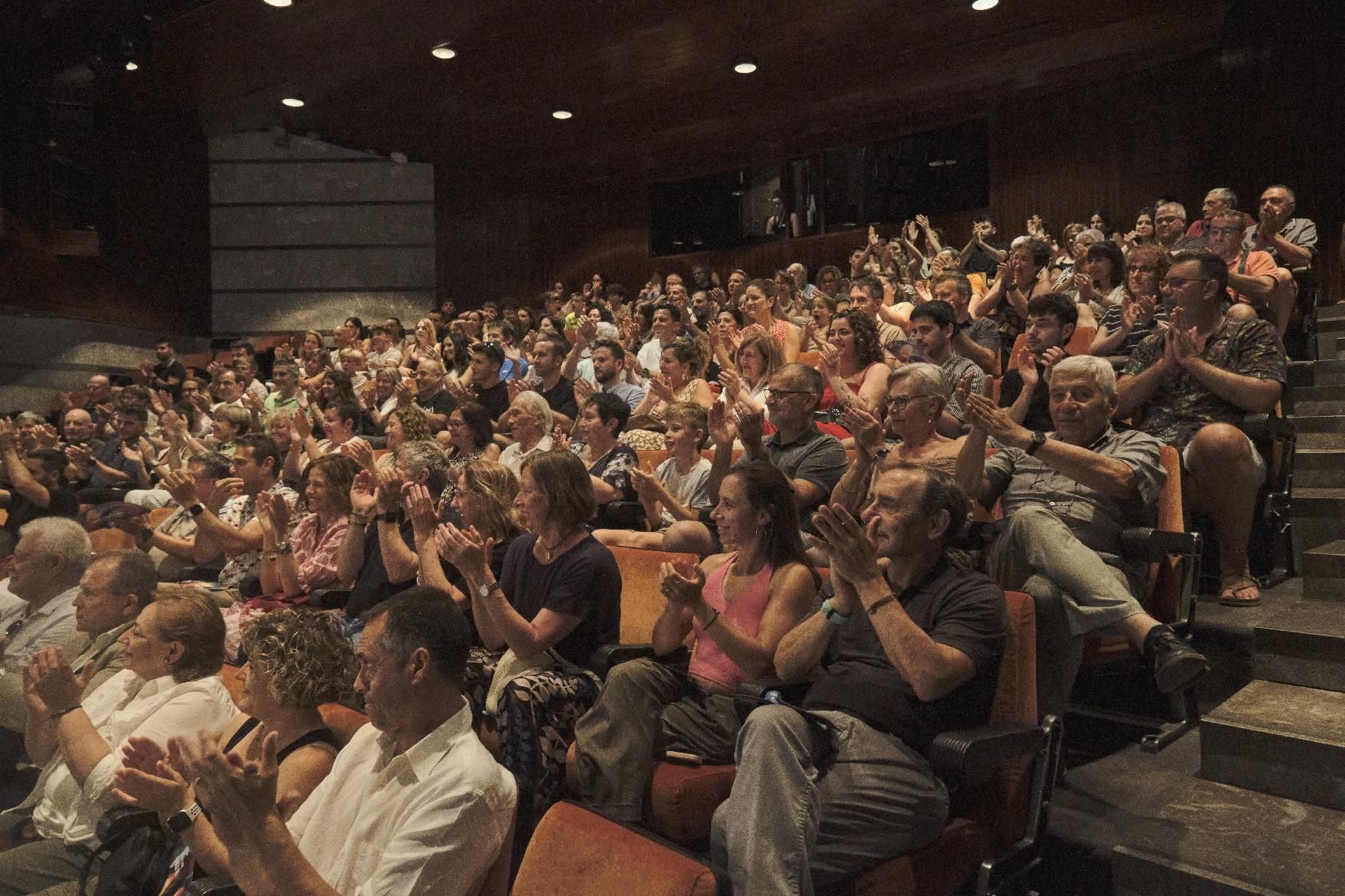 Imatges de la presentació a Manresa de la docusèrie "El millor salt", de l'Egiba