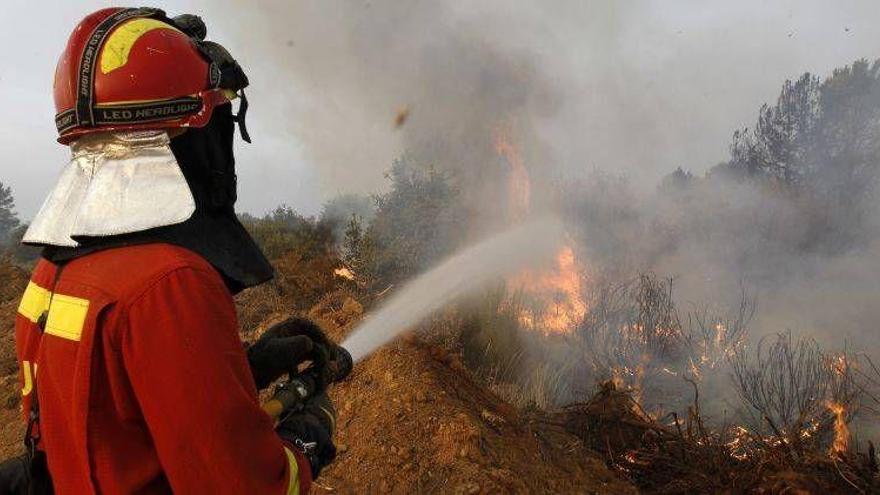 El PAR pide en el Senado garantizar la dotación de personal de bomberos