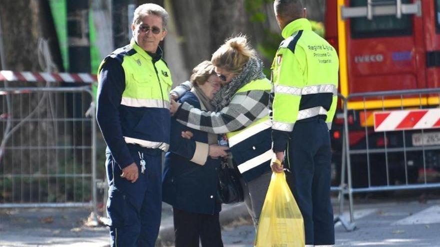 Los afectados por el derrumbe del puente de Génova regresan a sus hogares para recuperar sus bienes