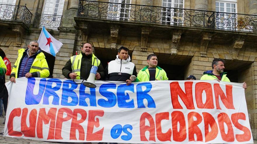 A recollida do lixo protesta contra Urbaser: “É vergoñento e perigoso traballar coa maquinaria que temos”