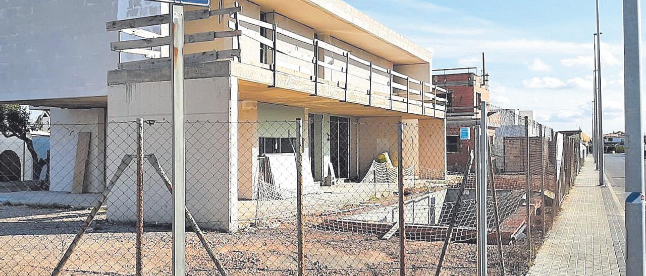 Hoy por hoy, la zona residencial del Madrigal continúa siendo clave dentro del sector de la construcción en Vila-real.