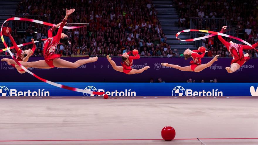 España gana el bronce en el mundial de gimnasia rítmica en Valencia